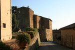 Castelfalfi - Vista d'insieme del castello