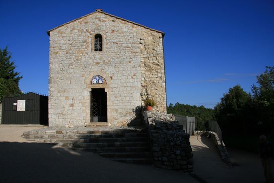 Montignoso - Facciata della chiesa | img_7402.jpg